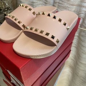 New Valentino Garavani Rockstud Sandals Size 38
